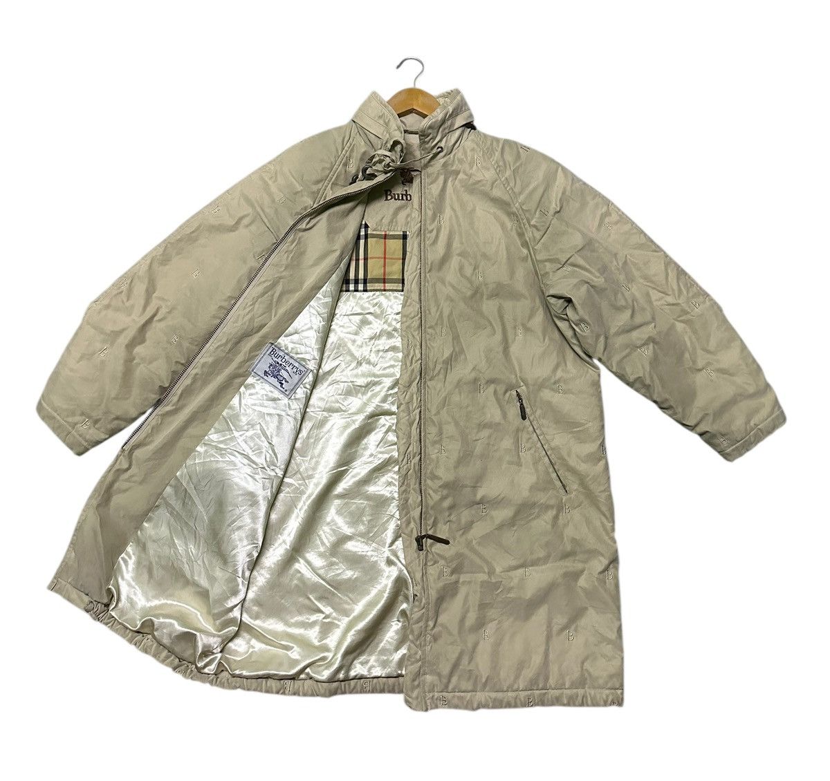 Burberry Burberrys long jacket Size M / US 6-8 / IT 42-44 - 2 Thumbnail