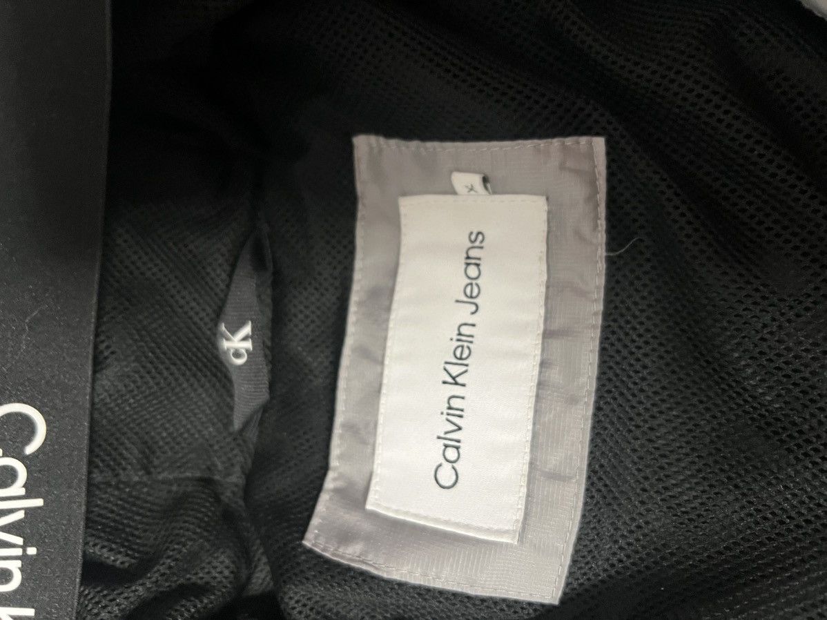 Calvin Klein Calvin klein jeans padded winter jacket Size US XL / EU 56 / 4 - 3 Thumbnail