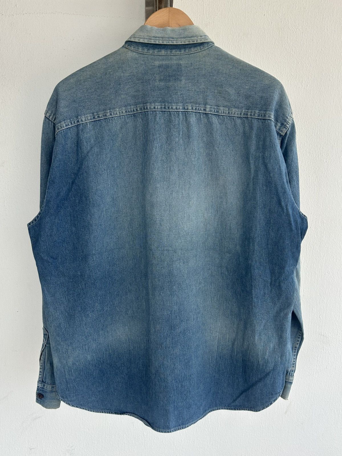 Levi's Levis Vintage Denim Button Up Shirt Size US L / EU 52-54 / 3 - 2 Thumbnail