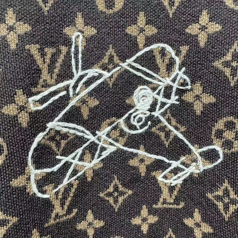 Louis Vuitton Louis Vuitton FW23 Logo Graffiti Full Print Knit Sweatshir Size US L / EU 52-54 / 3 - 4 Thumbnail