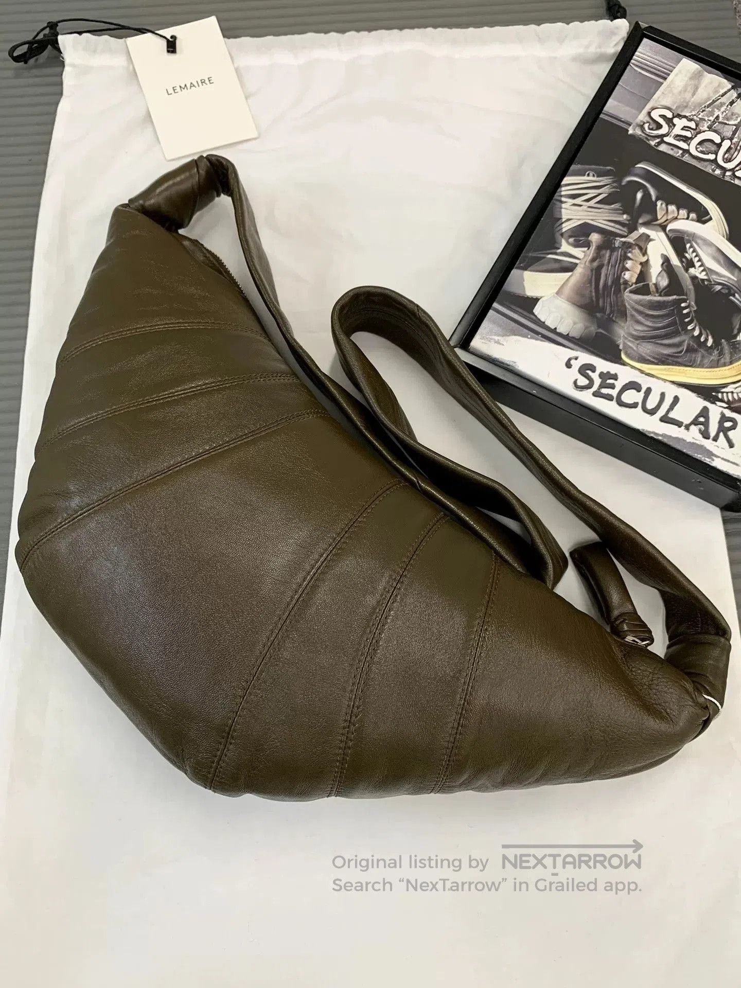 Lemaire Lemaire Medium Croissant Bag Dark Tobacco. Size ONE SIZE - 4 Thumbnail