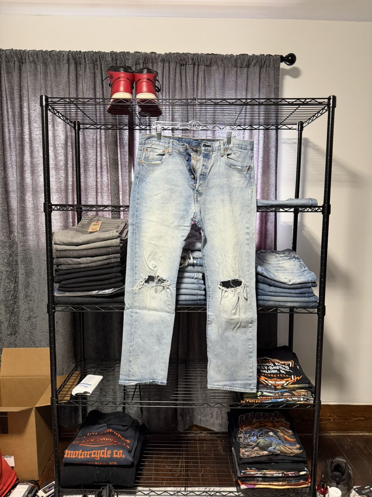 Levi's Levi’s 501 Button Fly Faded Distressed Destroyed Jeans 36x32 Size US 36 / EU 52 - 1 Thumbnail
