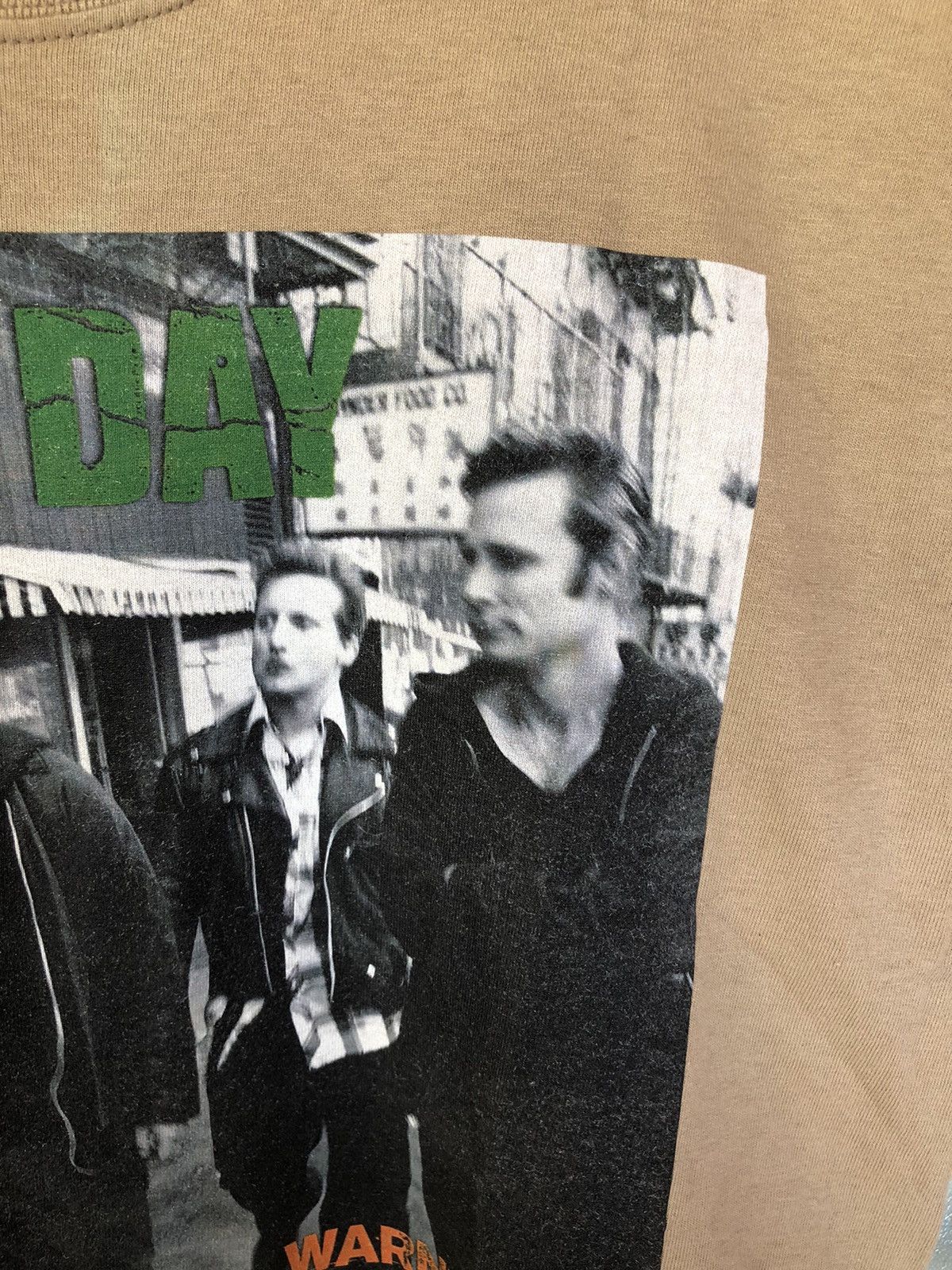Band Tees Vintage Green Day Warning: Album Shirt Tee Size US M / EU 48-50 / 2 - 5 Thumbnail