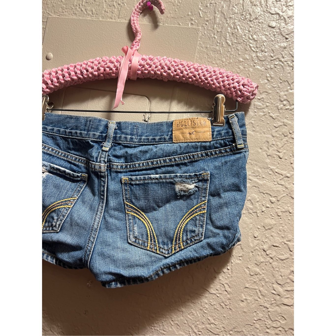 Hollister Hollister Jean Shorts Woman’s Size 27 Size 27" / US 4 / IT 40 - 7 Thumbnail