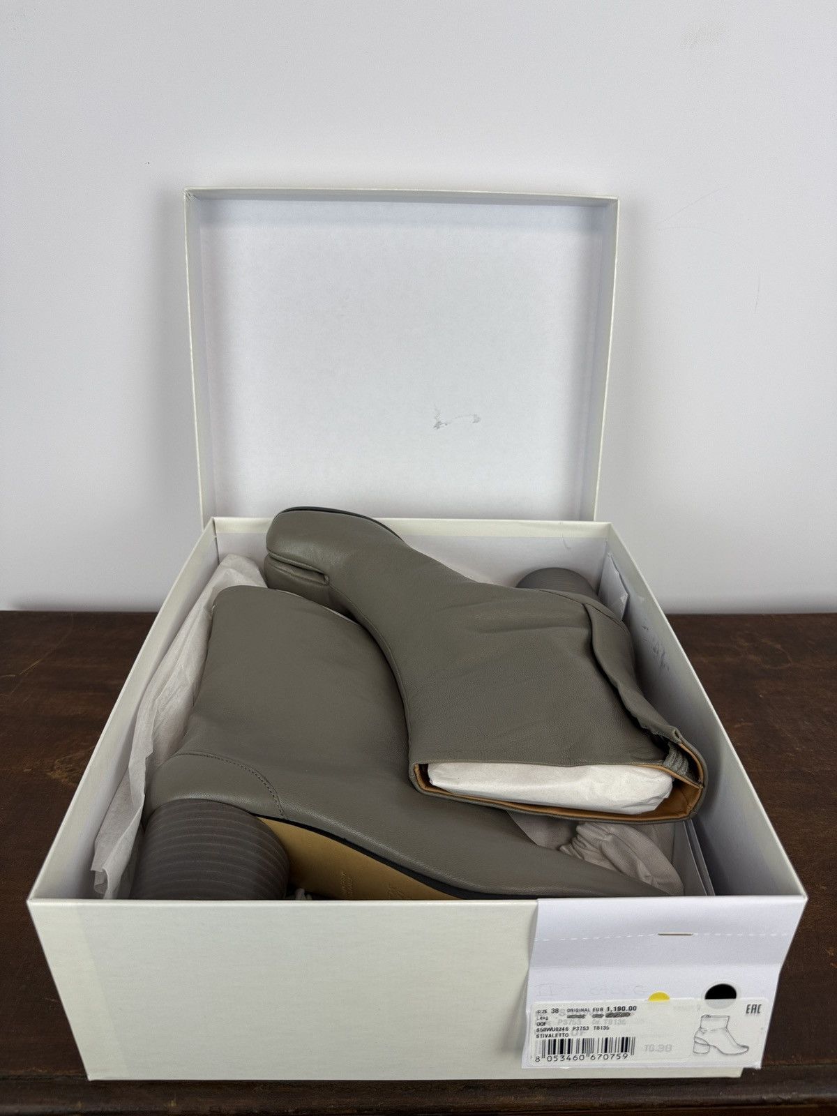 Maison Margiela Taupe Maison Martin Margiela Tabi ankle boots (new with box) Size US 7.5 / IT 37.5 - 8 Thumbnail