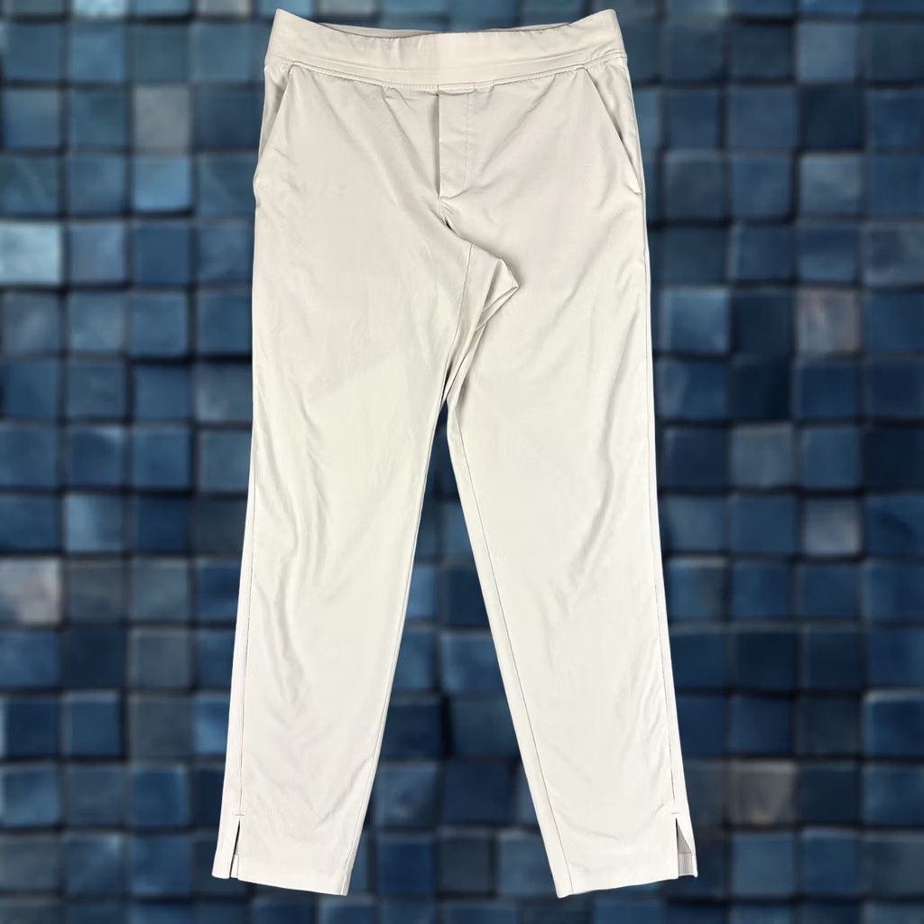 Athleta Athleta Women's Ankle Pant Casual Beige 27 in Inseam Pockets Zipperless Travel 2 31" Waist Regular Rise 8.5-10.5 in Size 26" / US 2 / IT 38 - 1 Thumbnail