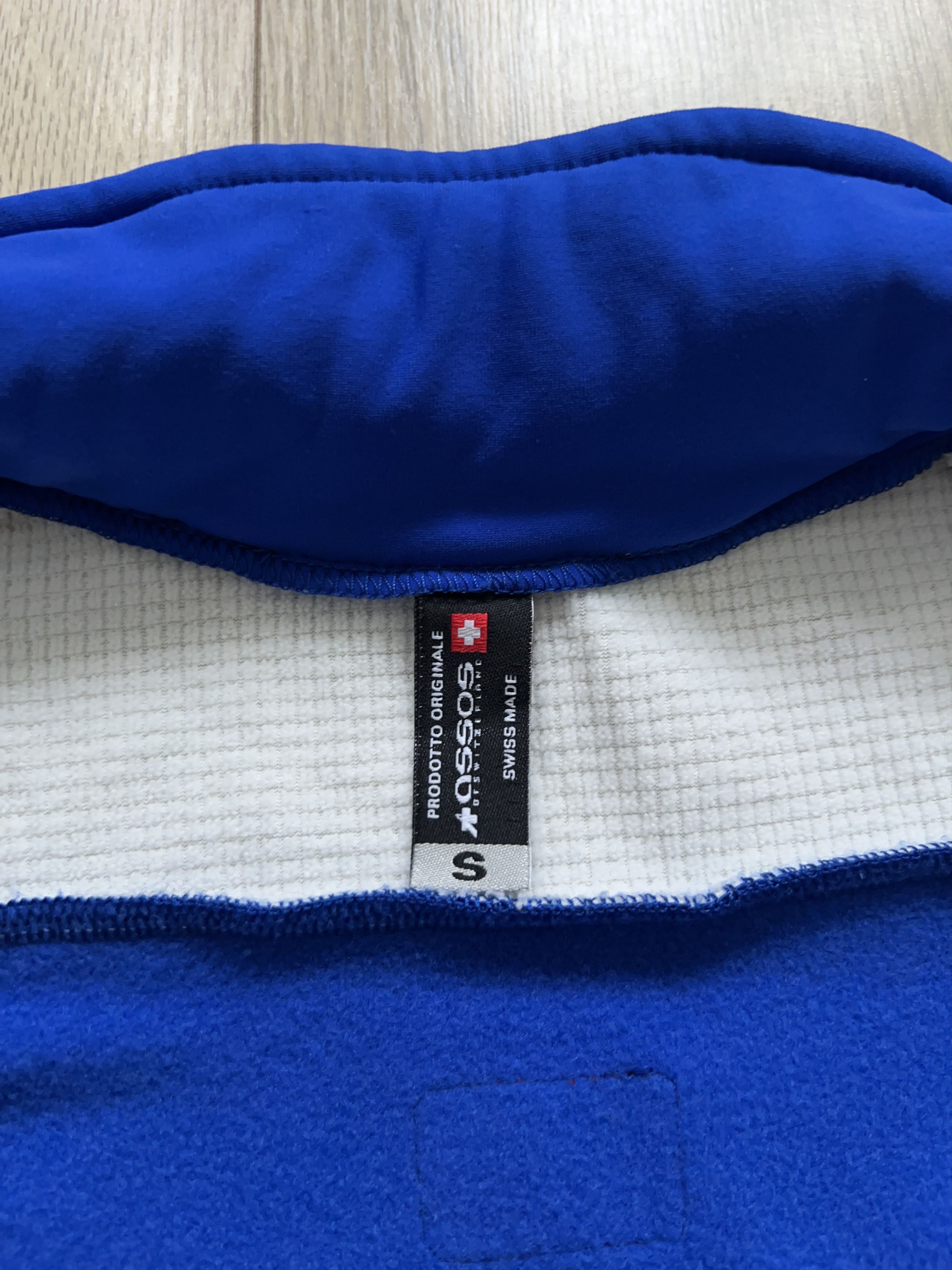 Rapha Unisex Assos Airblock 851 Cycling Soft Shell Long Sleeve Size US S / EU 44-46 / 1 - 5 Thumbnail