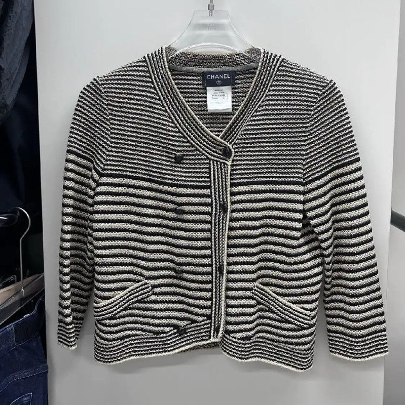 Chanel Chanel Multi-Color Women's Pullover Sweater 0089 Size M / US 6-8 / IT 42-44 - 1 Thumbnail