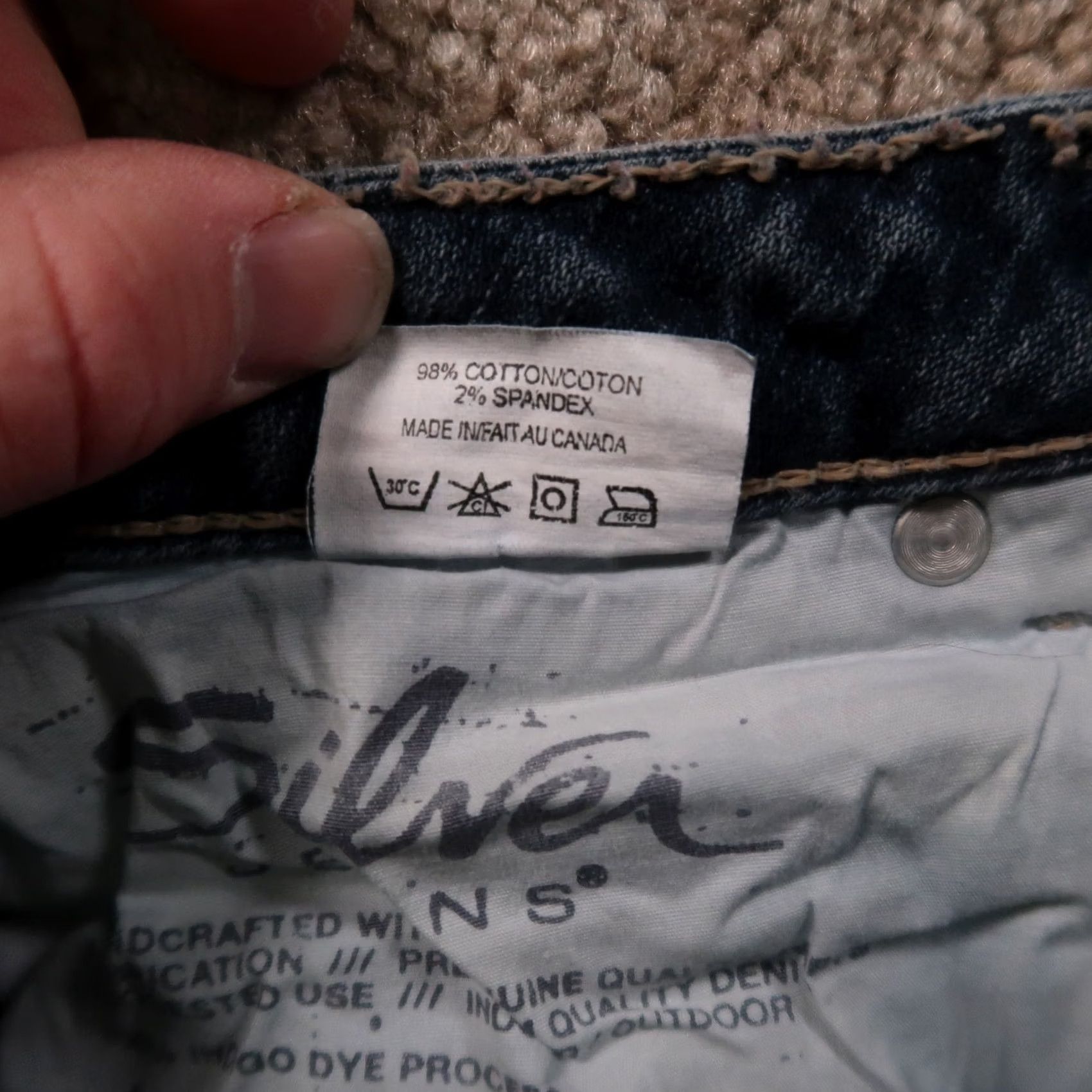 Silver Jeans Co. Silver Jeans Women's 33x35 Flared Jeans Blue Denim Low Rise 5-Pocket Stretch Distressed Slim Classic - Mens? Size 24" / US 00 / IT 34 - 7 Thumbnail