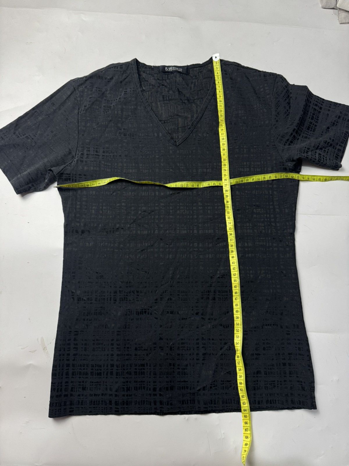 5351 POUR LES HOMMES Archived Tees Size US S / EU 44-46 / 1 - 6 Thumbnail