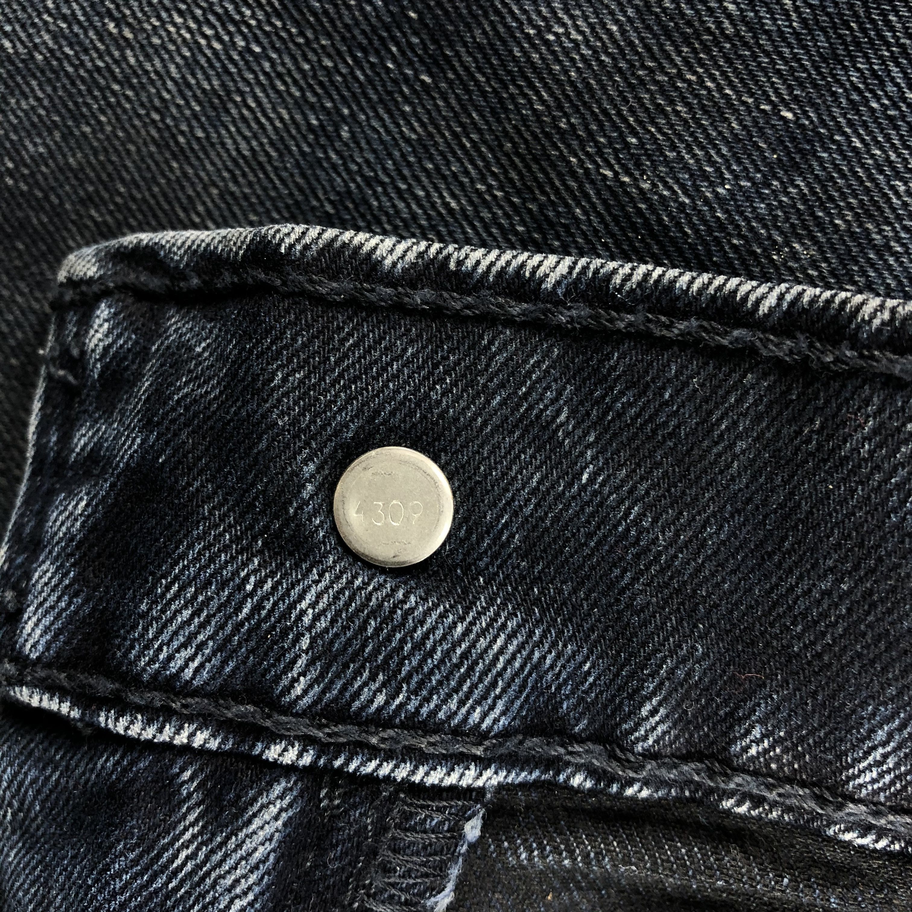 Levi's × Vintage Vintage Faded Black Levis 514 Jeans-JM3129 Size US 33 - 11 Thumbnail