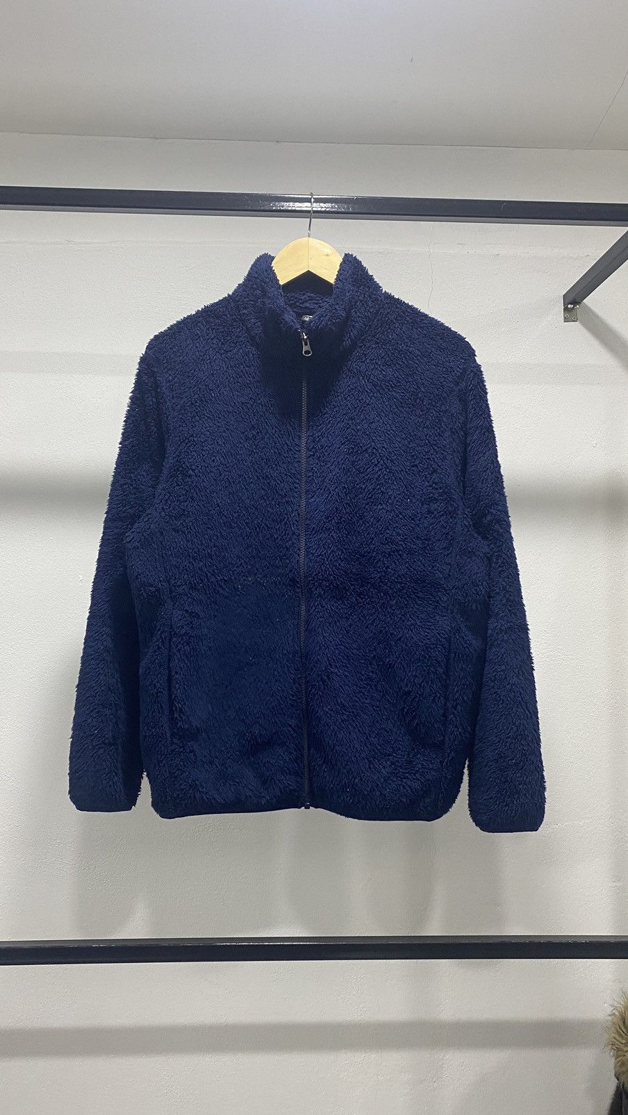 image of Vintage Uniqlo Fluffy Fleece Jacket in Blue, Men's (Size Large)