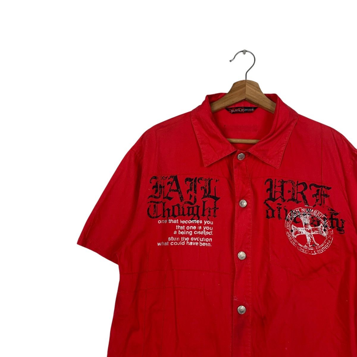 Japanese Brand SLASH NUMBER Red Short Sleeve Button Shirt #2075-C90 Size US L / EU 52-54 / 3 - 6 Thumbnail