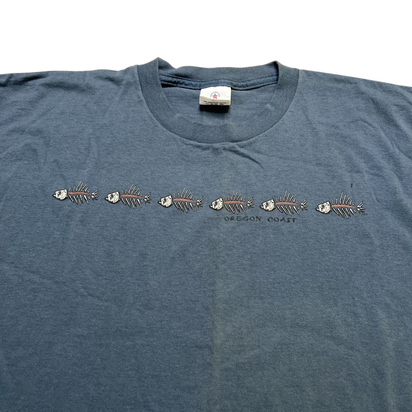 Vintage Vintage Oregon Coast Fish Skeleton T-Shirt in USA Size XL Size US XL / EU 56 / 4 - 8 Thumbnail