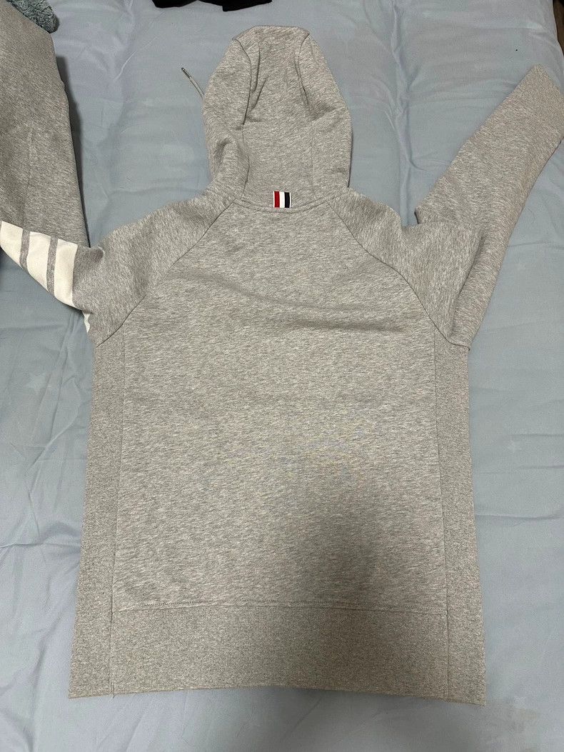 Thom Browne Thom Browne Classic four-striped gray hooded jacket 2503-Ne Size US S / EU 44-46 / 1 - 6 Thumbnail