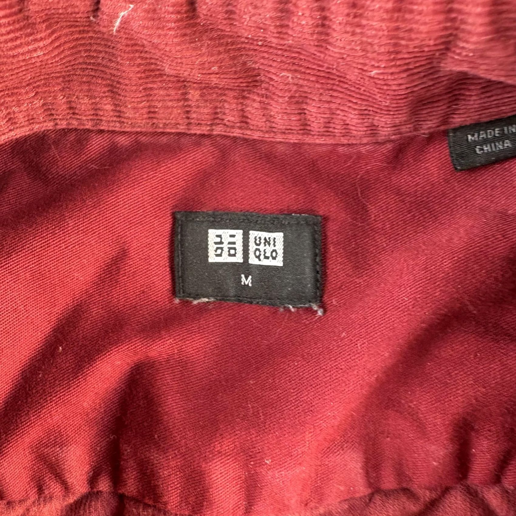 Uniqlo Uniqlo Shirt Mens Medium Red Solid Corduroy Long Sleeve Button Up Casual Size US M / EU 48-50 / 2 - 3 Thumbnail