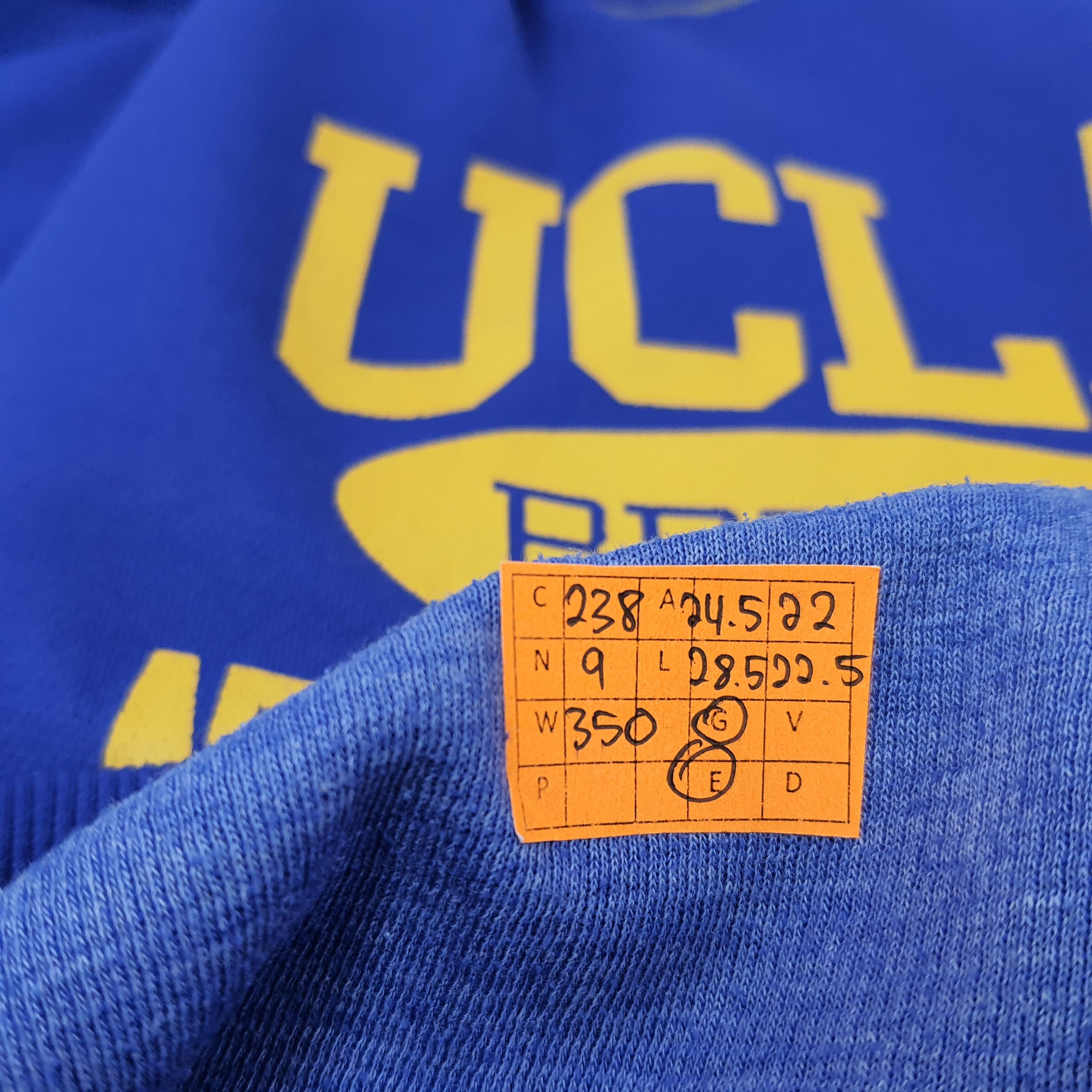 Other Vintage UCLA Bruins Athletic Dept. Sports Sweatshirt C238N9 Size US L / EU 52-54 / 3 - 7 Thumbnail
