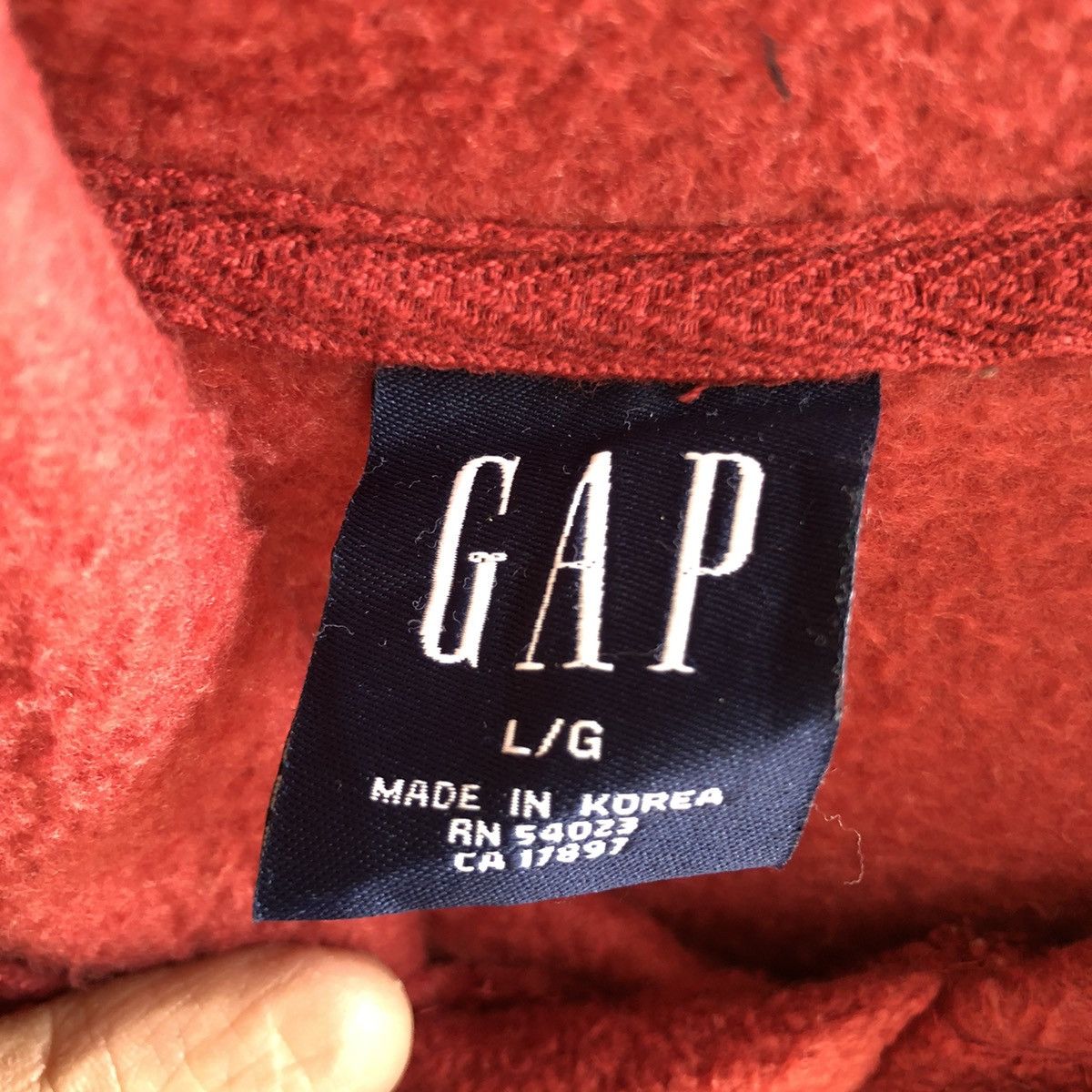Gap GAP spellout logo fleece hoodie Size US L / EU 52-54 / 3 - 8 Thumbnail