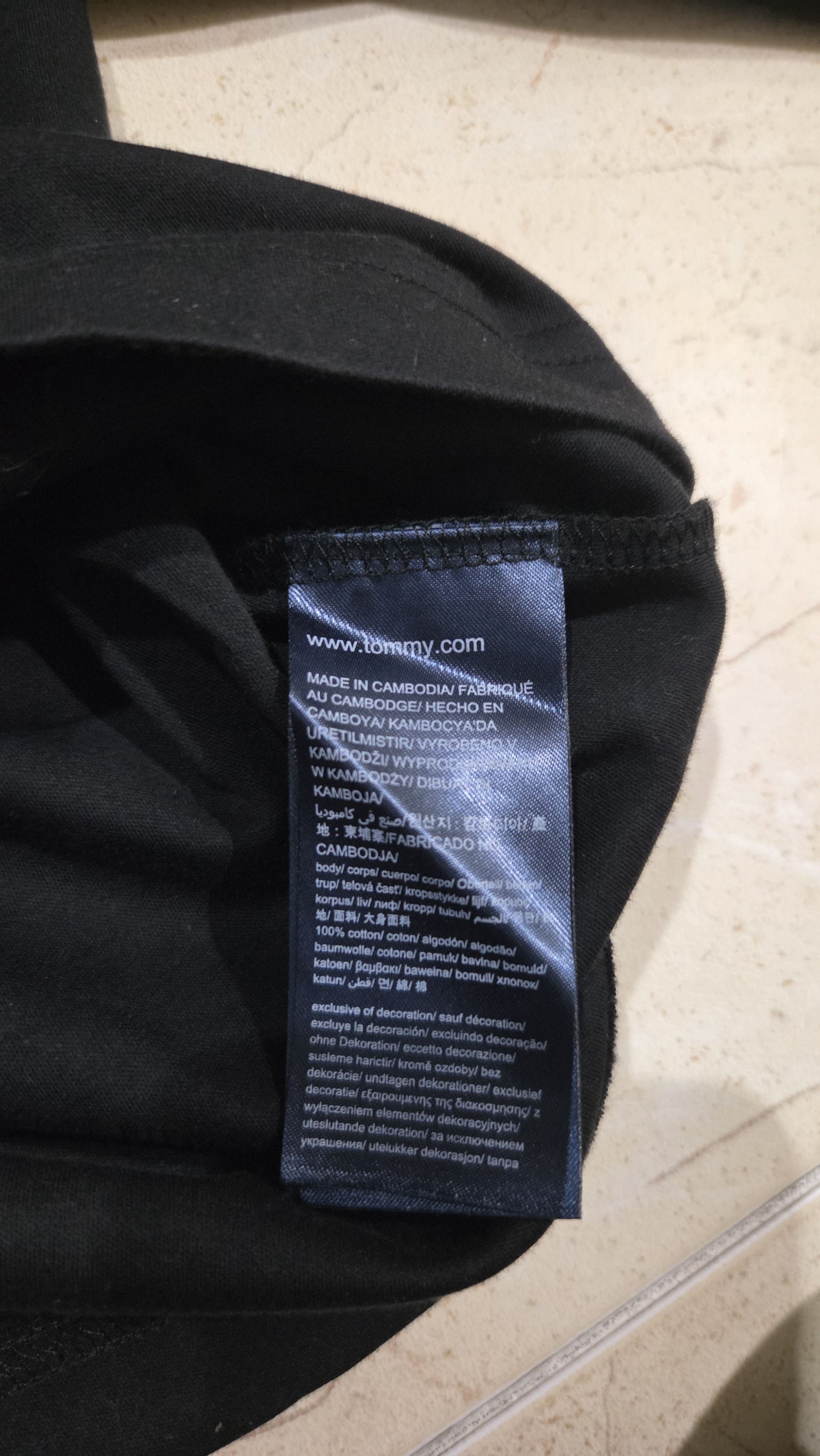 Tommy Hilfiger Lewis Hamilton Personal Driver Tee Mercedes-AMG PETRONAS F1 Size US M / EU 48-50 / 2 - 9 Thumbnail