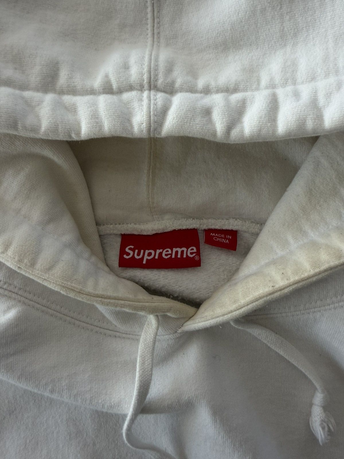 Supreme Supreme SS23 Patches Spiral Hoodie White Size US L / EU 52-54 / 3 - 3 Thumbnail