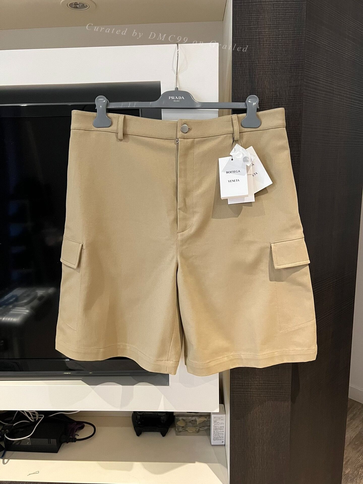 Bottega Veneta Bottega Veneta Khaki Cargo Shorts Size US 35 - 1 Thumbnail