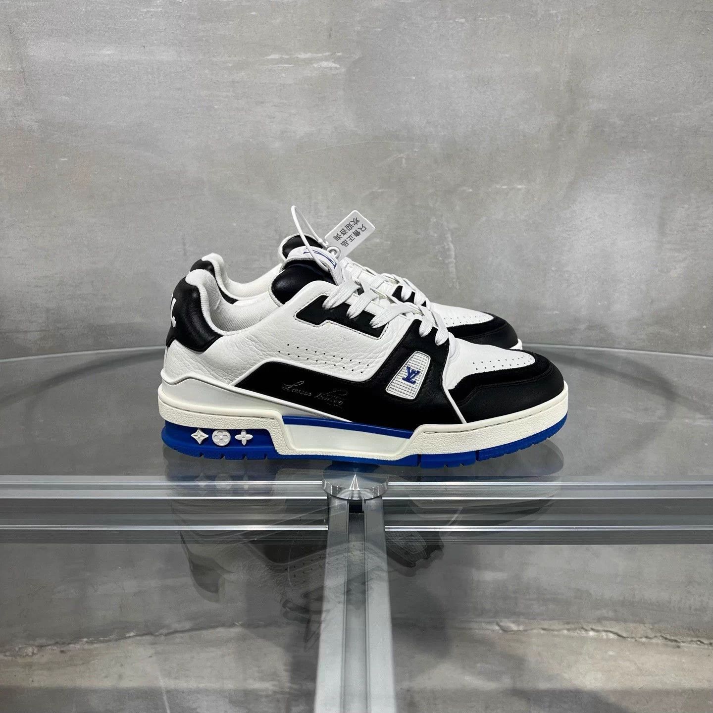 Louis Vuitton Louis Vuitton Trainer 2.0 Hiroshi Fujiwara 37 Size US 6 / IT 36 - 4 Thumbnail