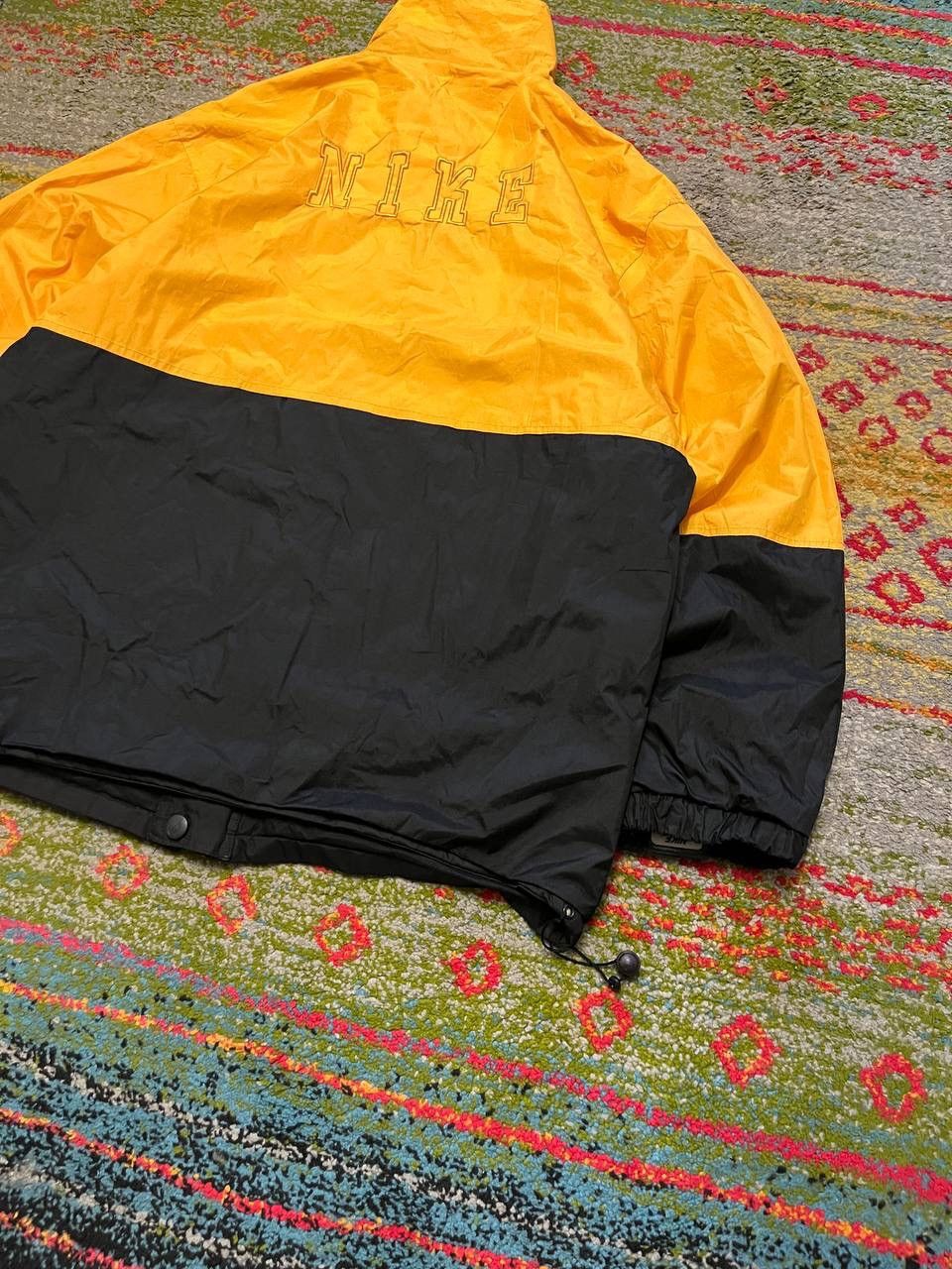 Nike Vintage Nike Swoosh Reversible Nylon Jacket Y2K L Size US L / EU 52-54 / 3 - 7 Thumbnail