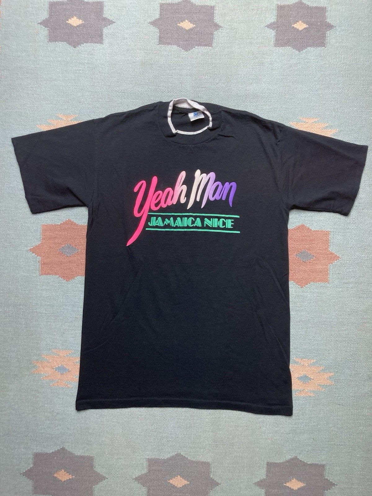 Vintage 90s t shirt yeah man Jamaica nice single stitch puff print L Size US L / EU 52-54 / 3 - 1 Thumbnail