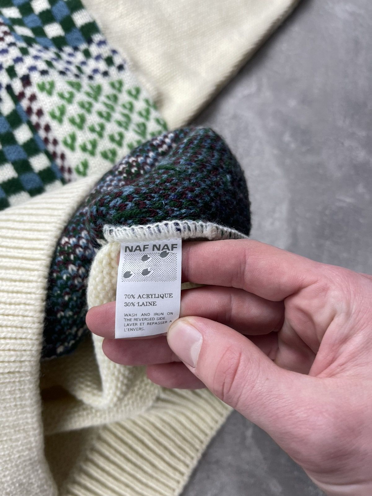 Vintage NAF NAF Vintage Patterned Knit Sweater Graphic Jacquard Size S / US 4 / IT 40 - 10 Thumbnail