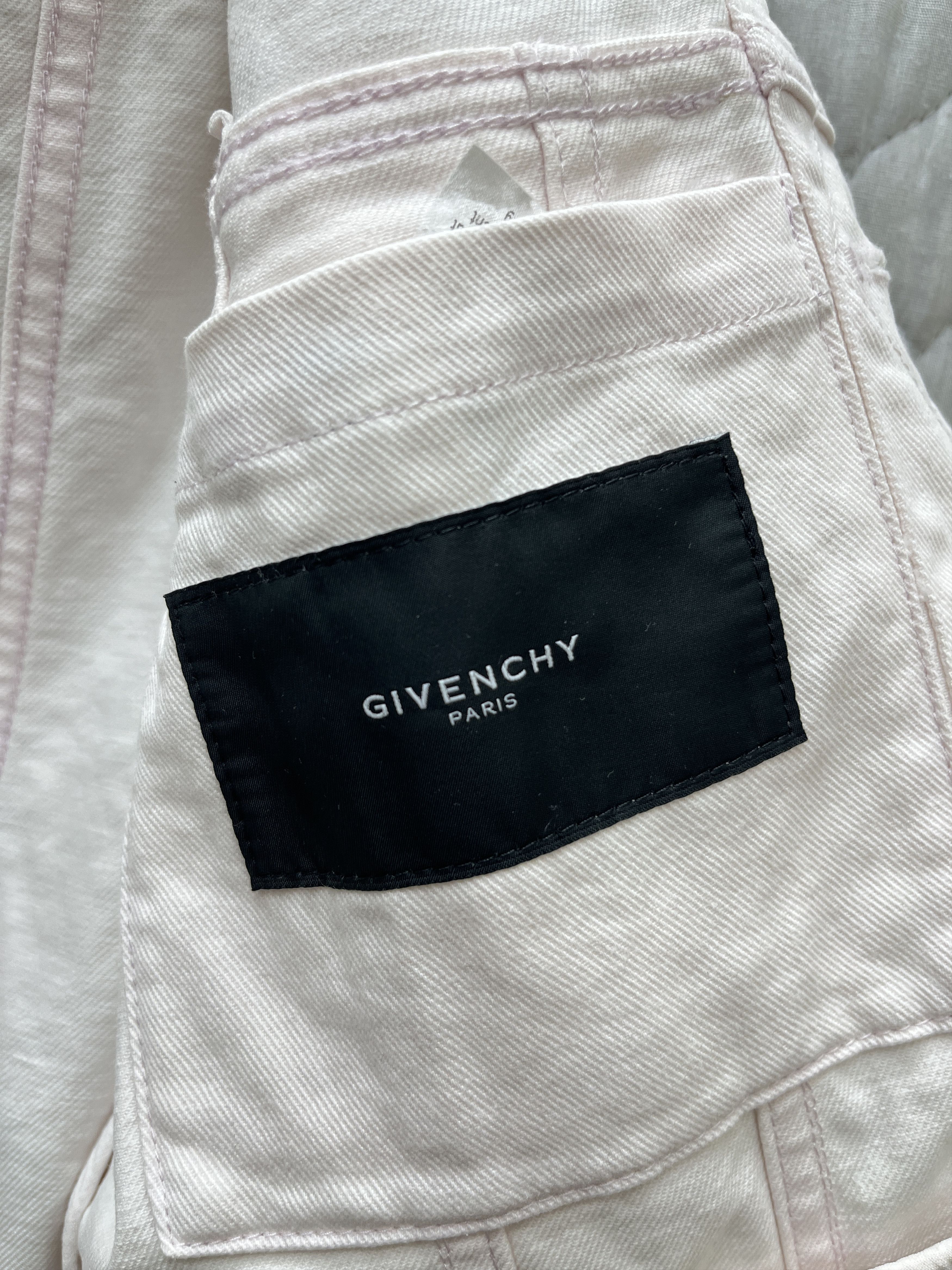 Givenchy 🔥🔥🔥STEALS GIVENCHY DENIM TRUCKER JACKET Size US S / EU 44-46 / 1 - 7 Thumbnail