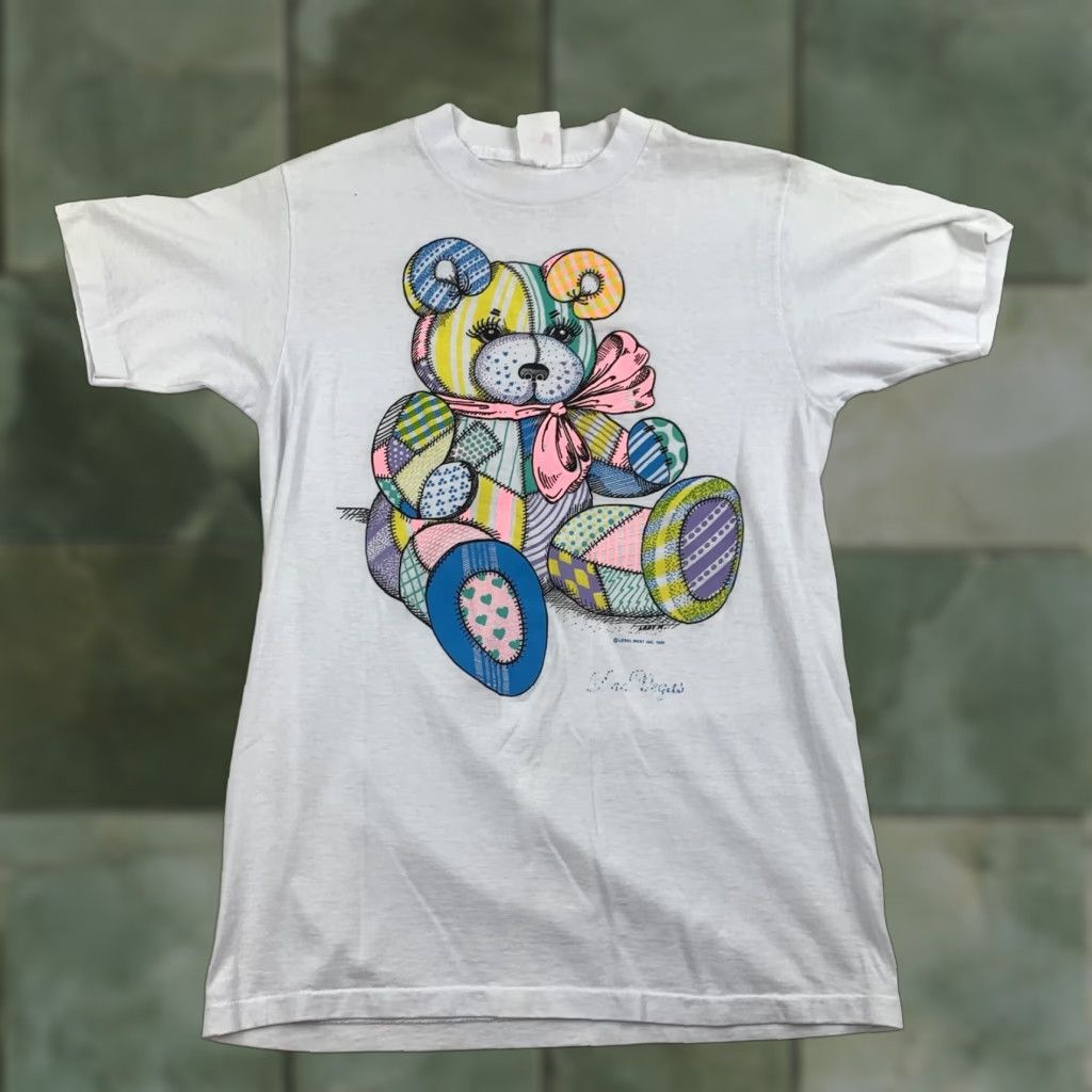 Vintage Vintage Las Vegas Teddy Bear Graphic Shirt Womens Medium White Cute 90s Fun USA Size M / US 6-8 / IT 42-44 - 1 Thumbnail