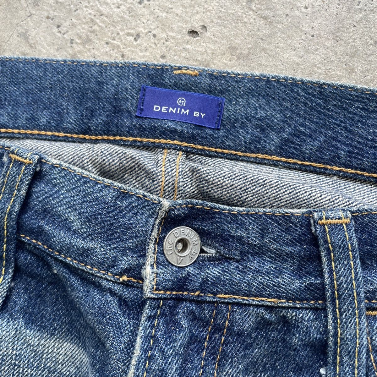 Japanese Brand W35 Vintage Japan Selvedge Faded Jeans Pants Stonewash Denim Size US 35 - 7 Thumbnail