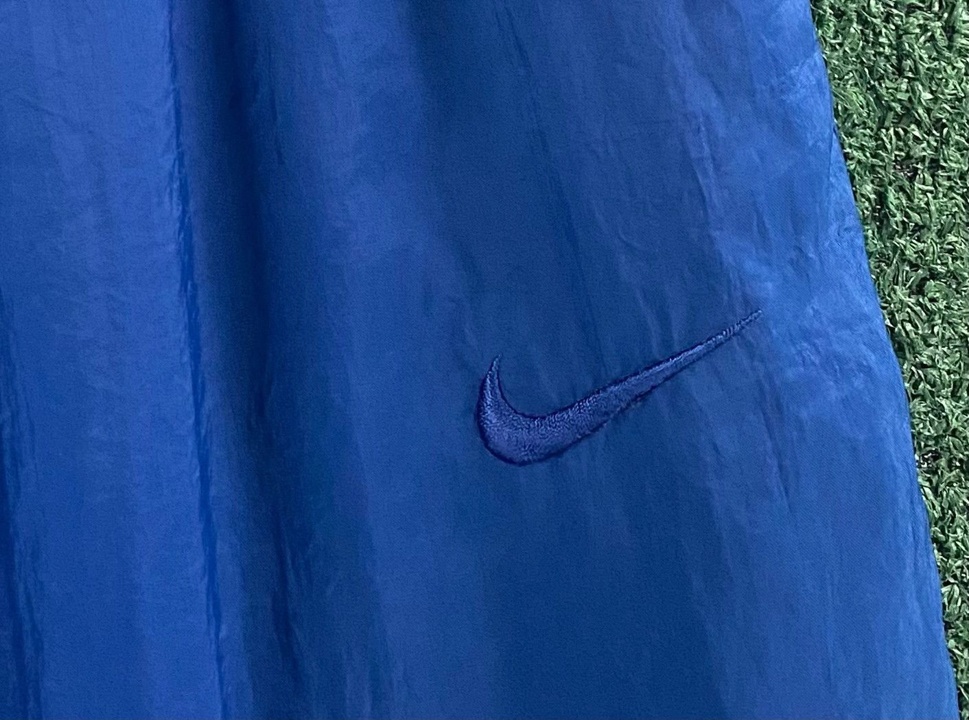 Nike 90’s Nike Swoosh Distressed Windbreaker Pants Large Size US 36 / EU 52 - 3 Thumbnail