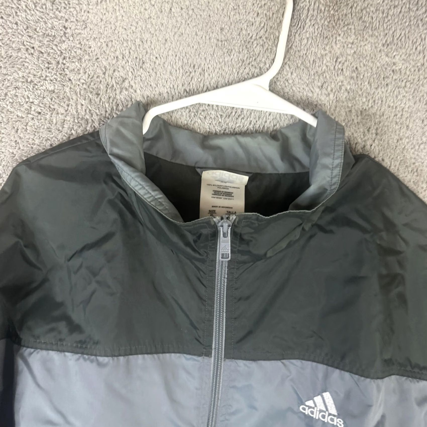 Adidas Adidas Windbreaker Jacket Mens XL Gray Colorblock Full Zip Nylon Athletic Size US XL / EU 56 / 4 - 4 Thumbnail