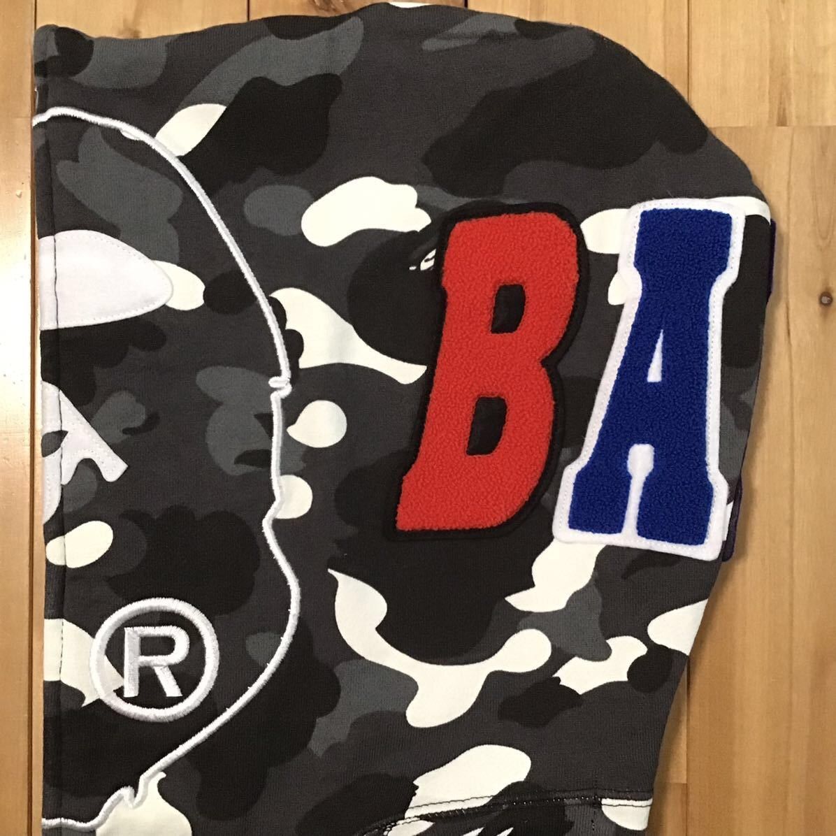 Bape 💫Glow in the dark💫 BAPE City camo Ape Head full zip hoodie Size US S / EU 44-46 / 1 - 7 Thumbnail
