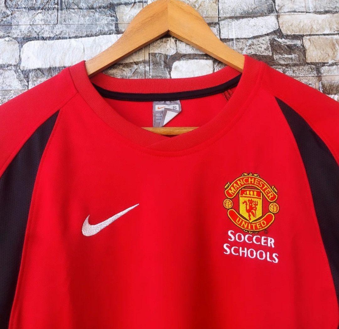Nike Nike Manchester United Soccer Schools Long Sleeve Jersey Size US S / EU 44-46 / 1 - 4 Thumbnail