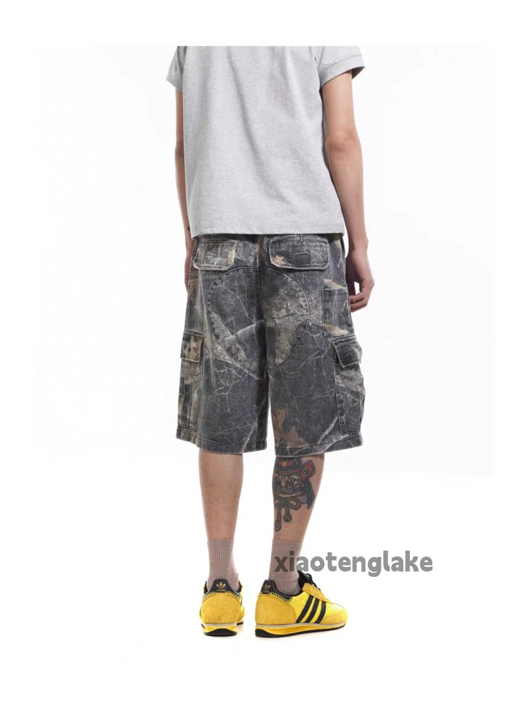 Designer Unisex washed faded loose baggy cargo outdoor shorts Size US 34 / EU 50 - 2 Thumbnail