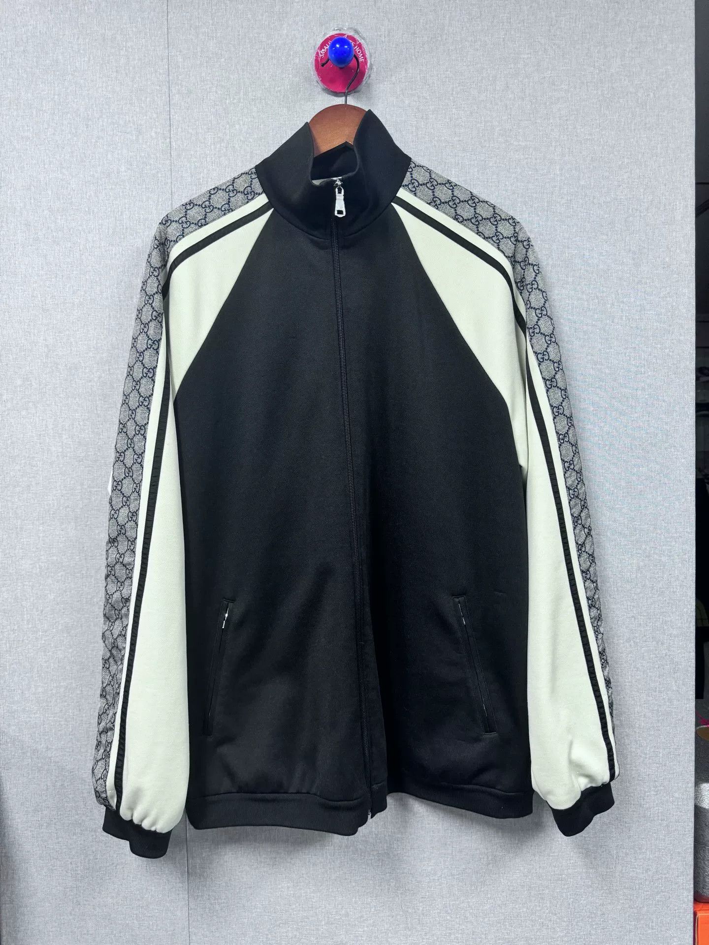 Gucci Gucci Black White Stripe Zip Jacket Size US S / EU 44-46 / 1 - 1 Thumbnail