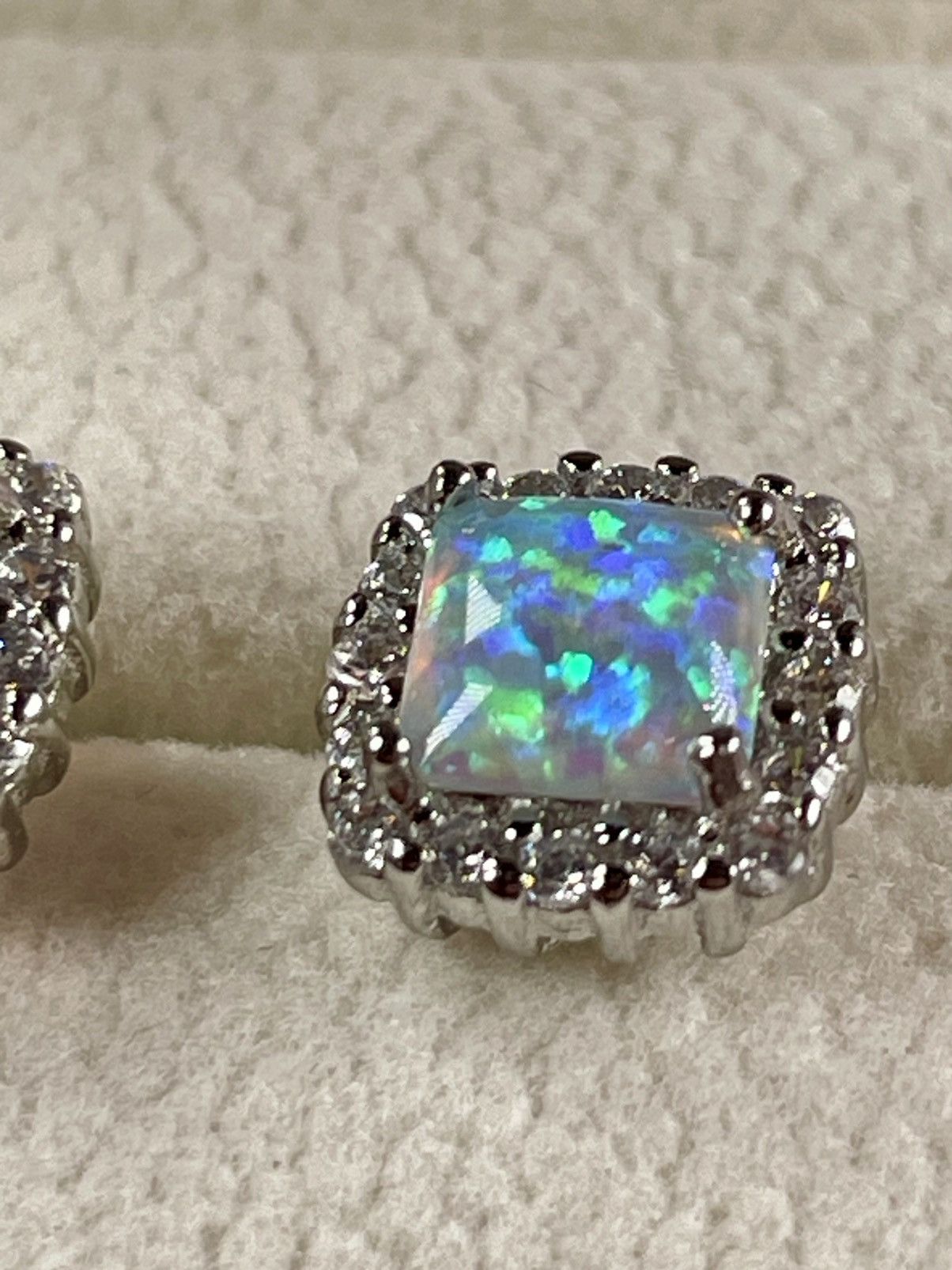 Other Genuine Andamooka OPAL and white Topaz. 2.5CT Silver 925 Size ONE SIZE - 8 Thumbnail