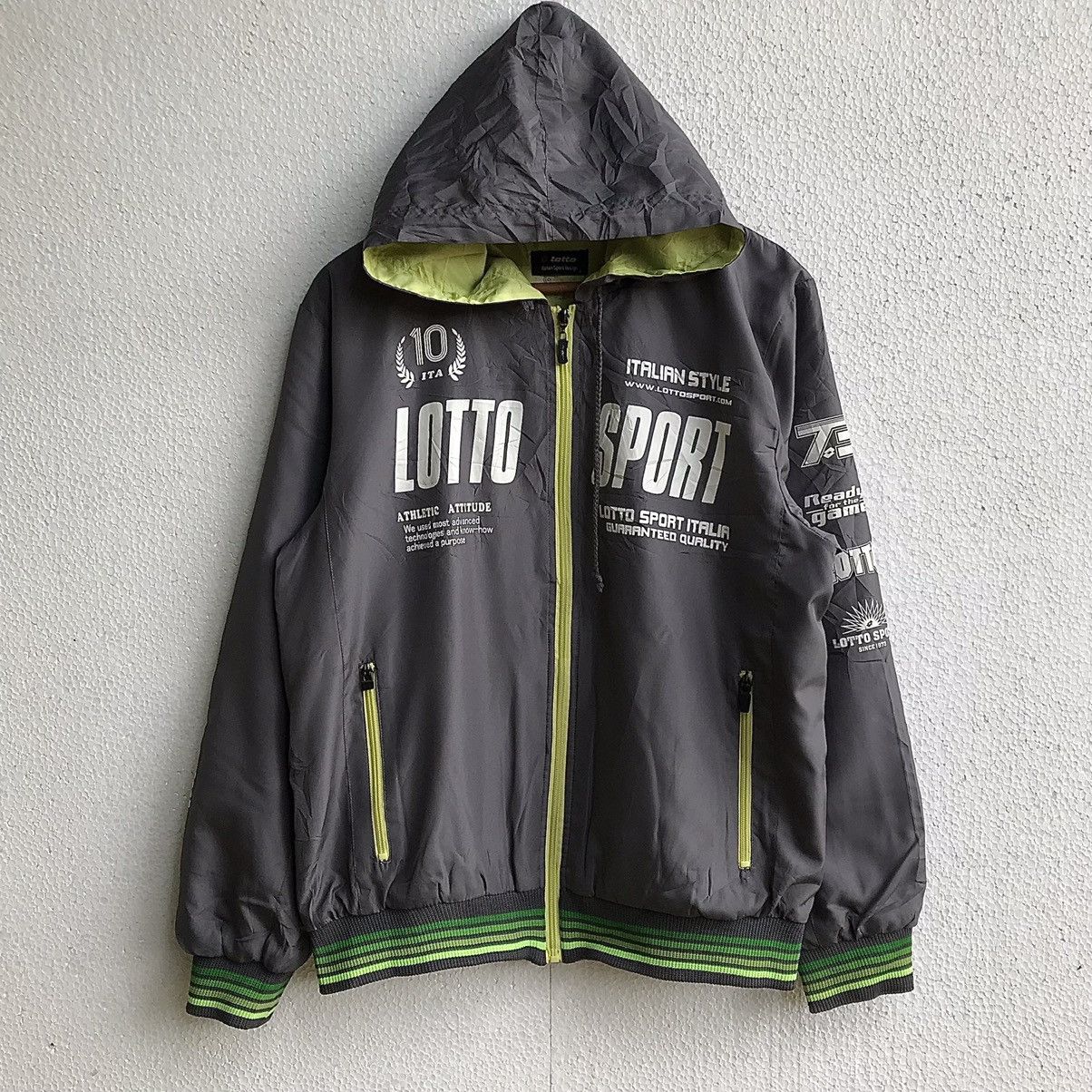 Lotto Sport Lotto Sports Italian Windbreaker Hoodie Jacket Size US L / EU 52-54 / 3 - 1 Thumbnail