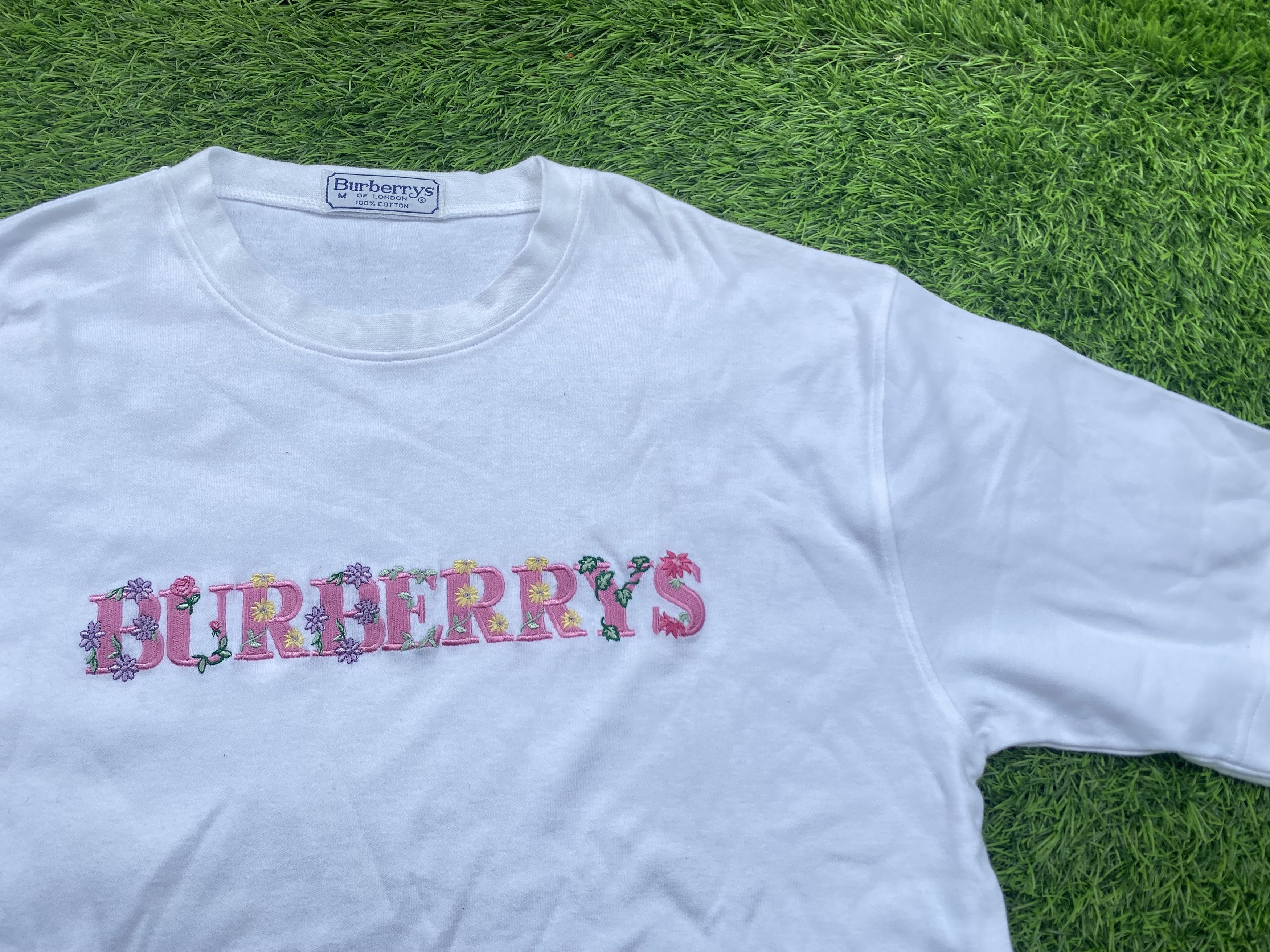 Burberry Vintage Burberry Spellout White Oversize Tees Size M / US 6-8 / IT 42-44 - 2 Thumbnail