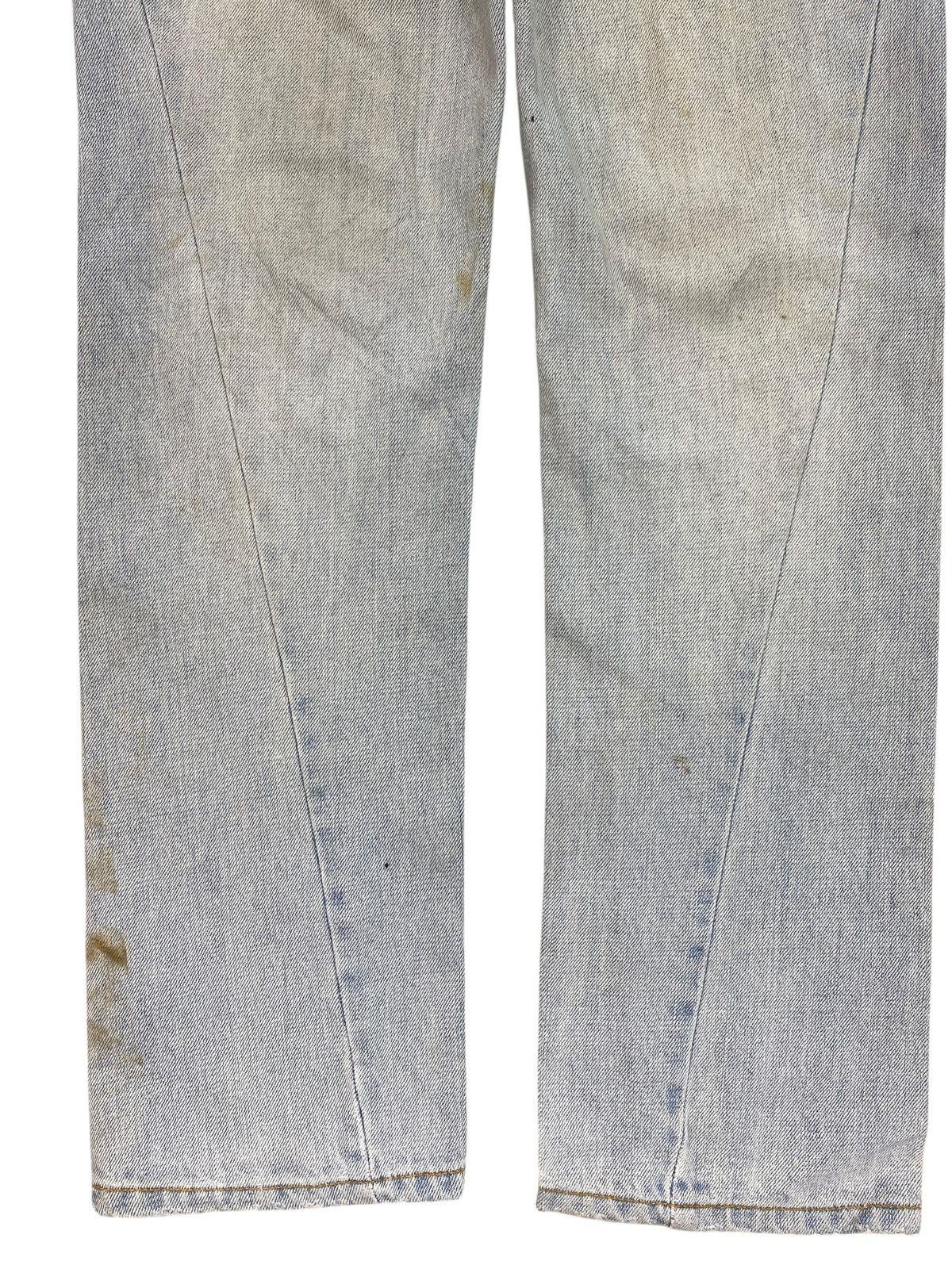 Japanese Brand Japanese Brand Faded Light Wash Style Buckle Back Jeans Size US 31 - 9 Thumbnail