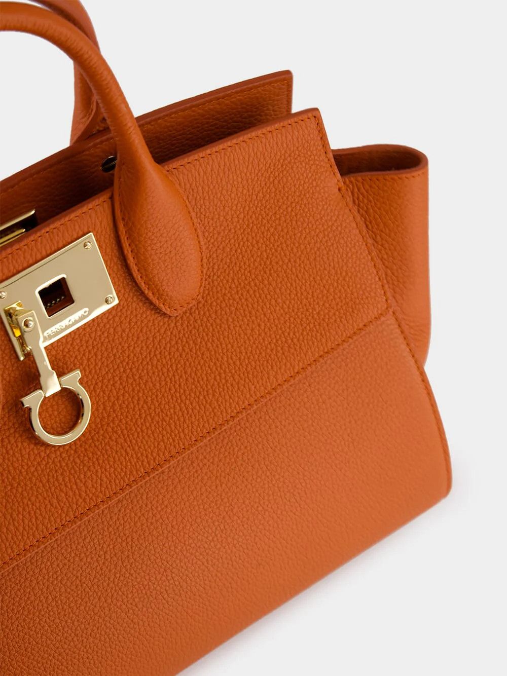 Salvatore Ferragamo o1s1rm0924 Size: OS / Studio Leather Bag in Orange Size ONE SIZE - 6 Thumbnail