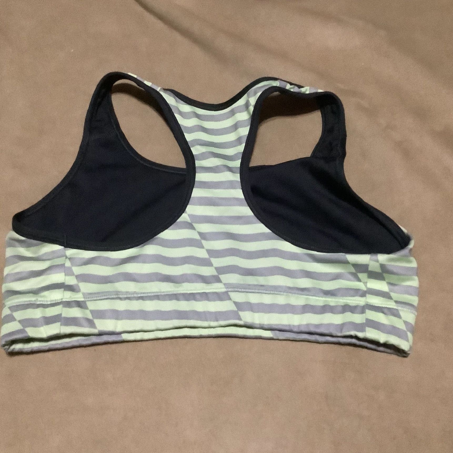Nike Nike Pro Sports Bra Womens M Green Grey Lightweight Stretch Yoga Athleisure Gym Medium Support Wireless Pullover Regular Poly ester Logo Full Cup Size ONE SIZE - 4 Thumbnail