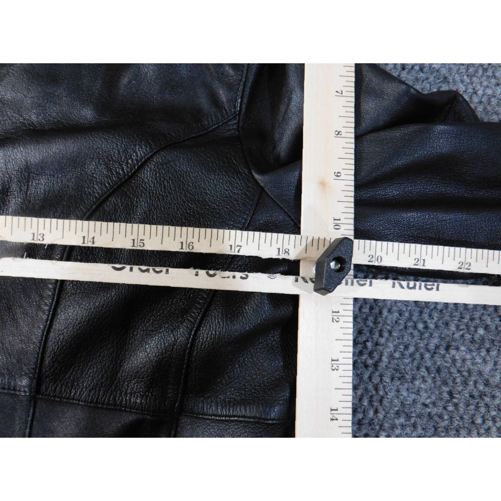 Vintage Wilsons Leather Jacket Trench Coat Casual Women Large Black Insulated Zip Long Sleeve Size L / US 10 / IT 46 - 7 Thumbnail