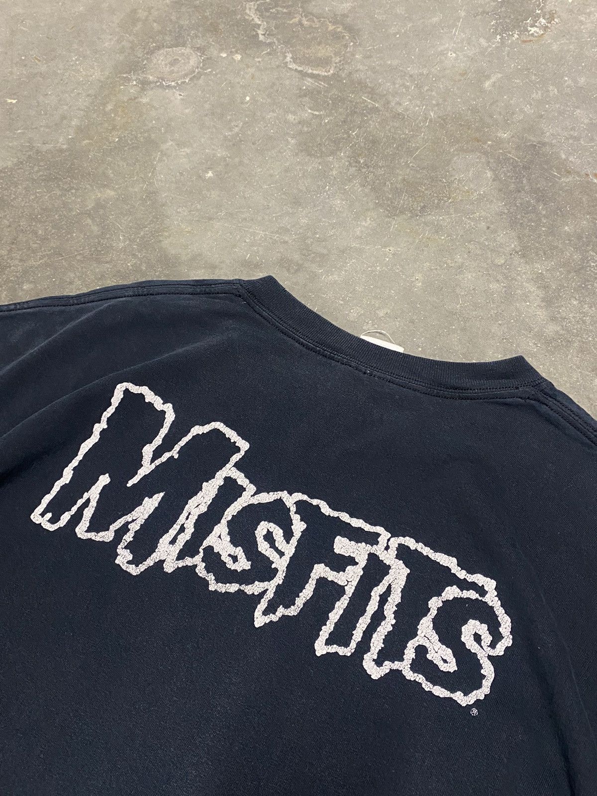 Band Tees Vintage misfits distressed tshirt XL Size US XL / EU 56 / 4 - 8 Thumbnail