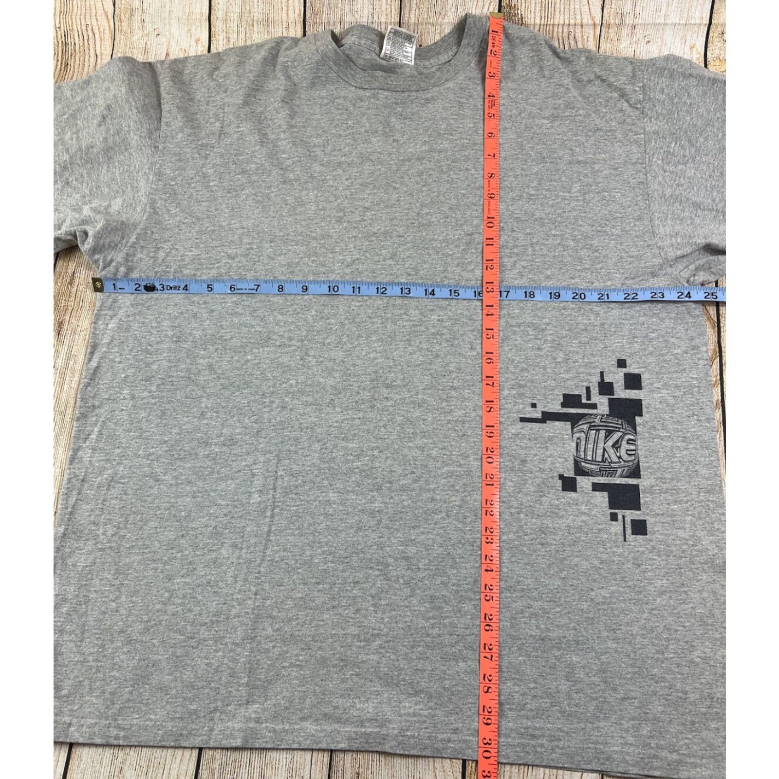 Nike VINTAGE Nike Shirt Men XL Gray 90s Double-Sided Short Sleeve T-Shirt Mens Classic Sports Size US XL / EU 56 / 4 - 4 Thumbnail