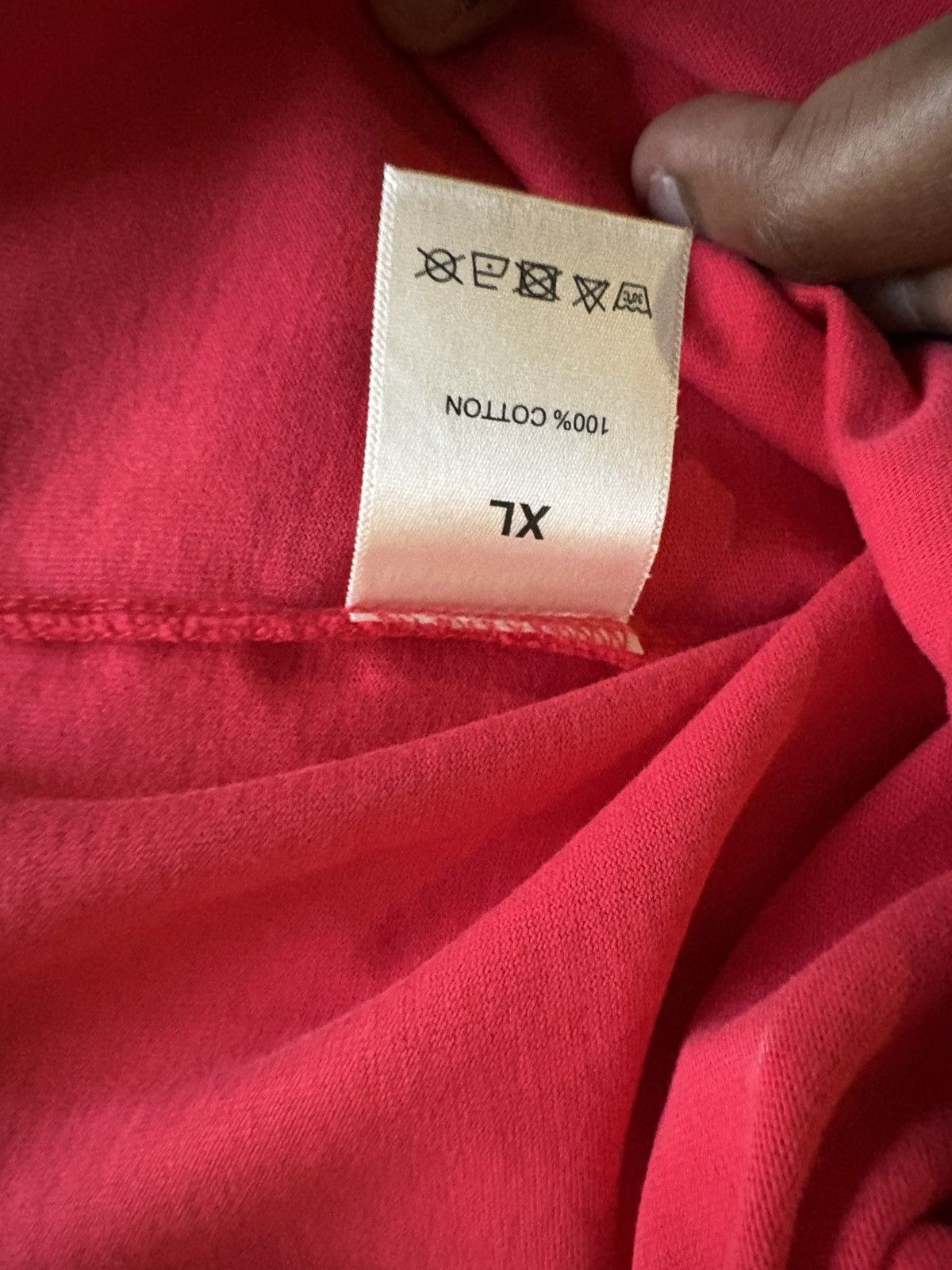 Vale Brand New red Valley Sport tee shirt Size US XL / EU 56 / 4 - 6 Thumbnail