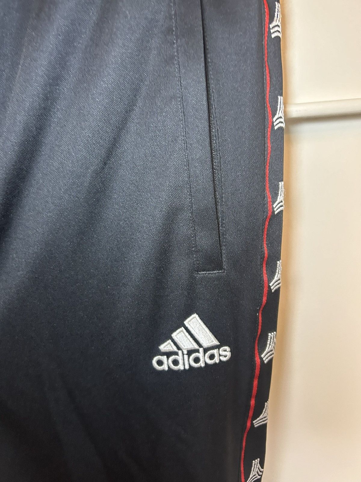 Adidas Adidas tapered triangle logo track pants Size US 30 / EU 46 - 5 Thumbnail