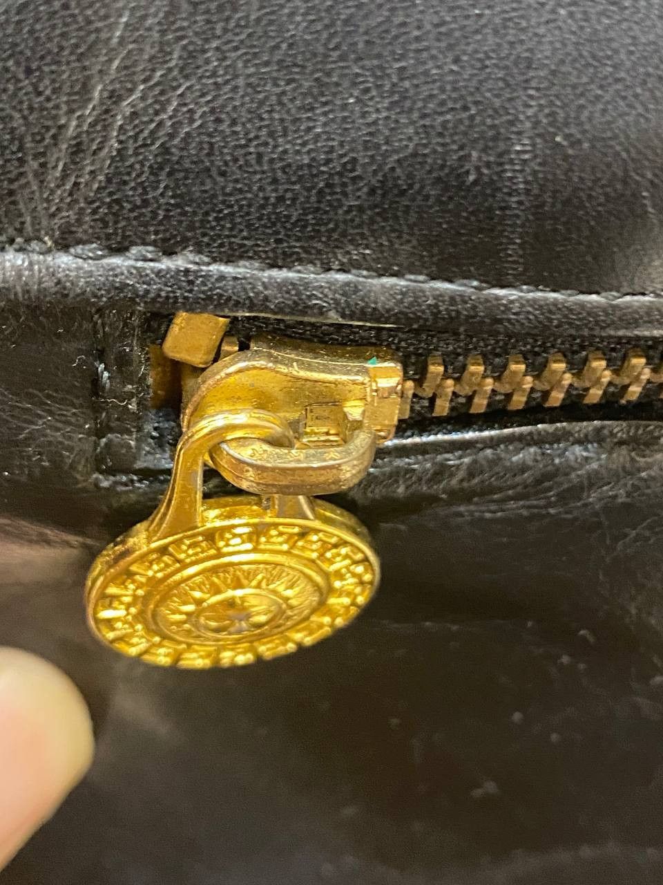 Versace GIANNI VERSACE Sunburst Chain Shoulder Bag Leather Black Size ONE SIZE - 11 Thumbnail